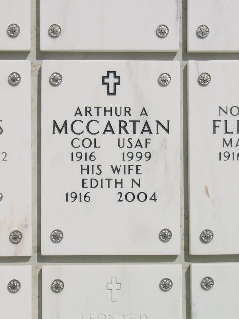 aamccartan-gravesite-photo-august-2006