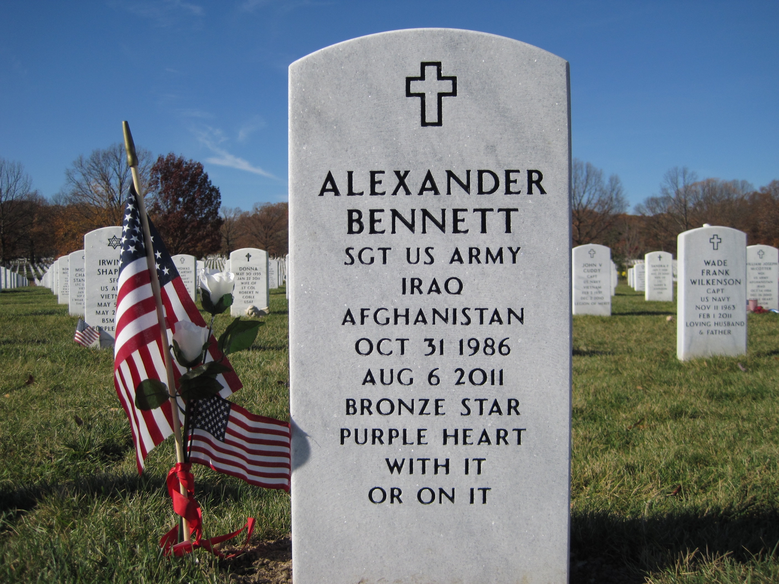 alexander-bennett-gravesite-photo-by-eileen-horan-november-2011-001