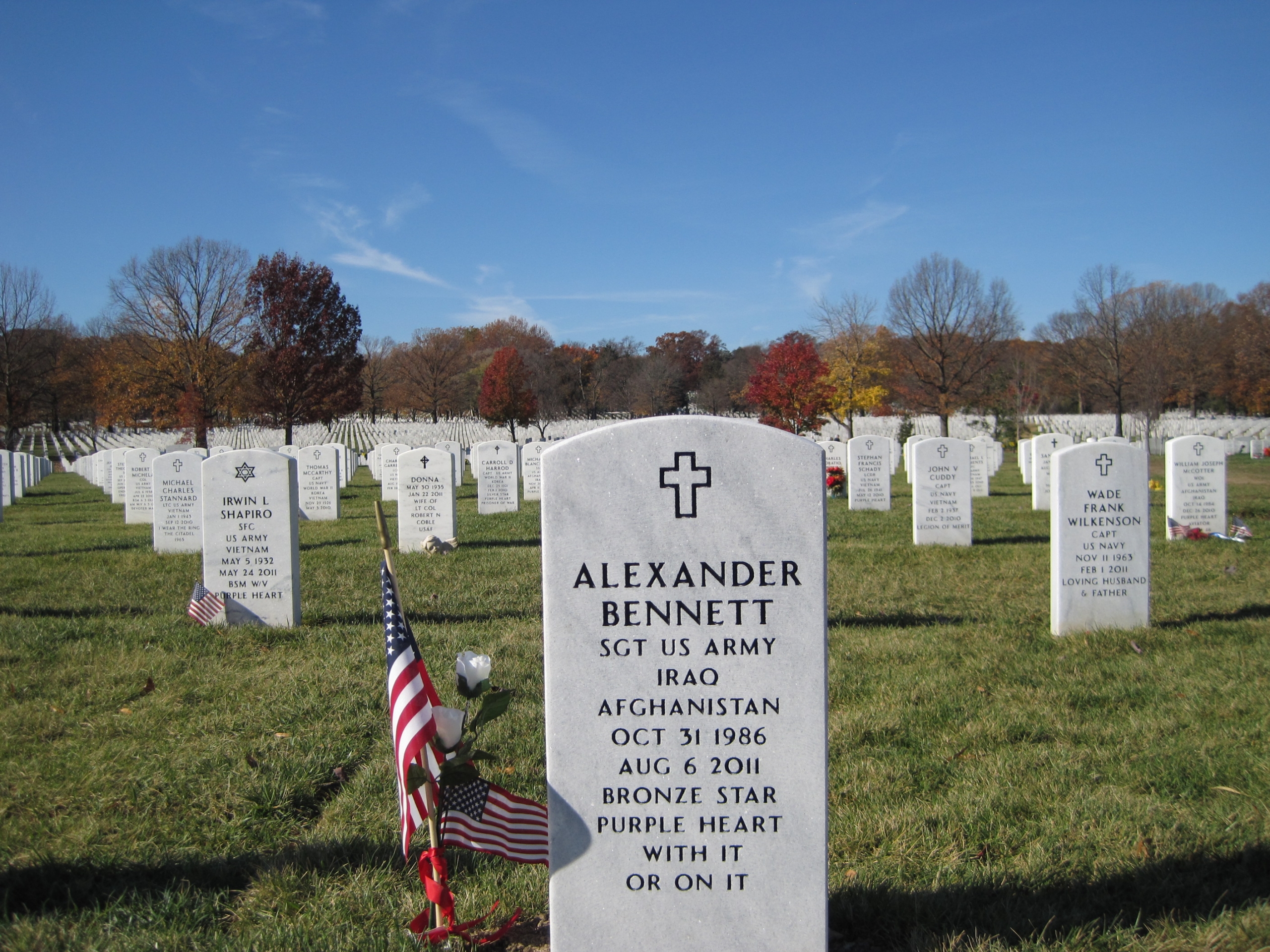 alexander-bennett-gravesite-photo-by-eileen-horan-november-2011-003