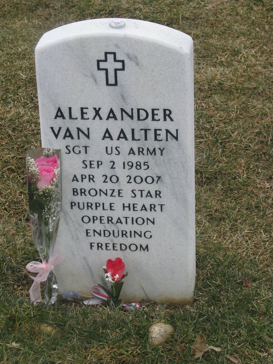 alexander-van-alten-gravesite-photo-by-christine-koch-march-2010-001