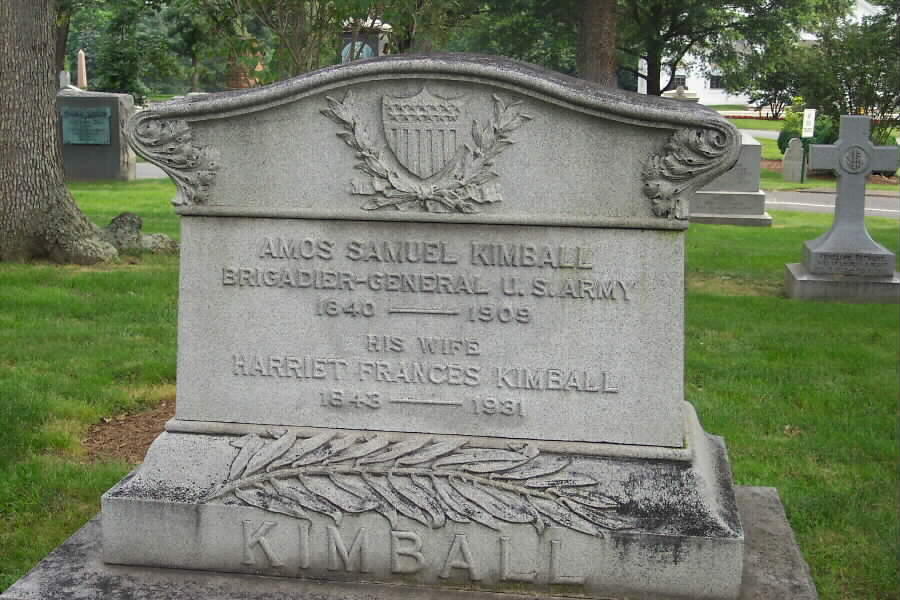 askimball-gravesite-section1-062803