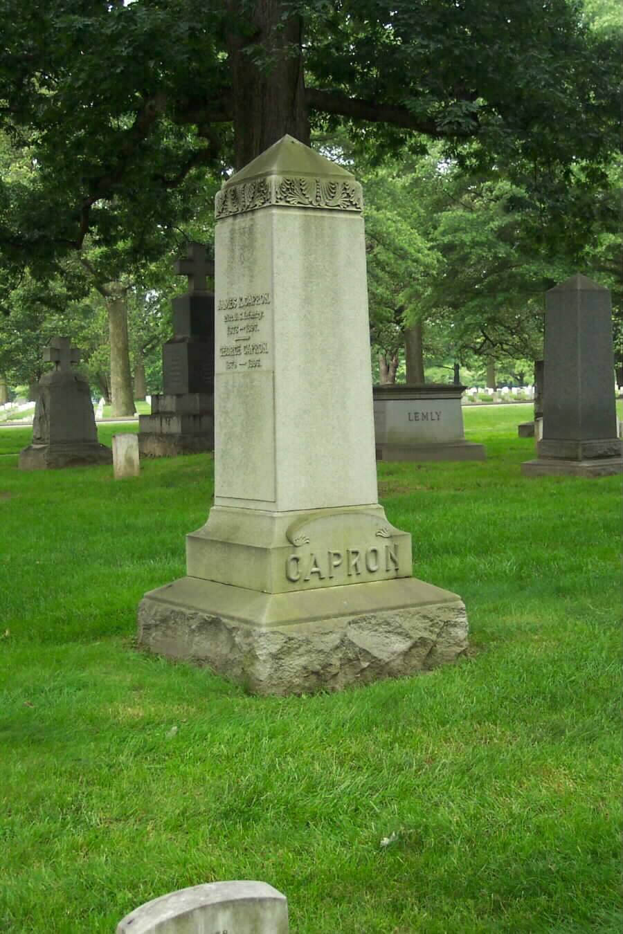 capron-gravesite-03-062803