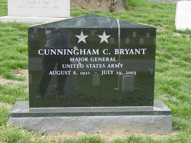 ccbryant-gravesite-photo-august-2006