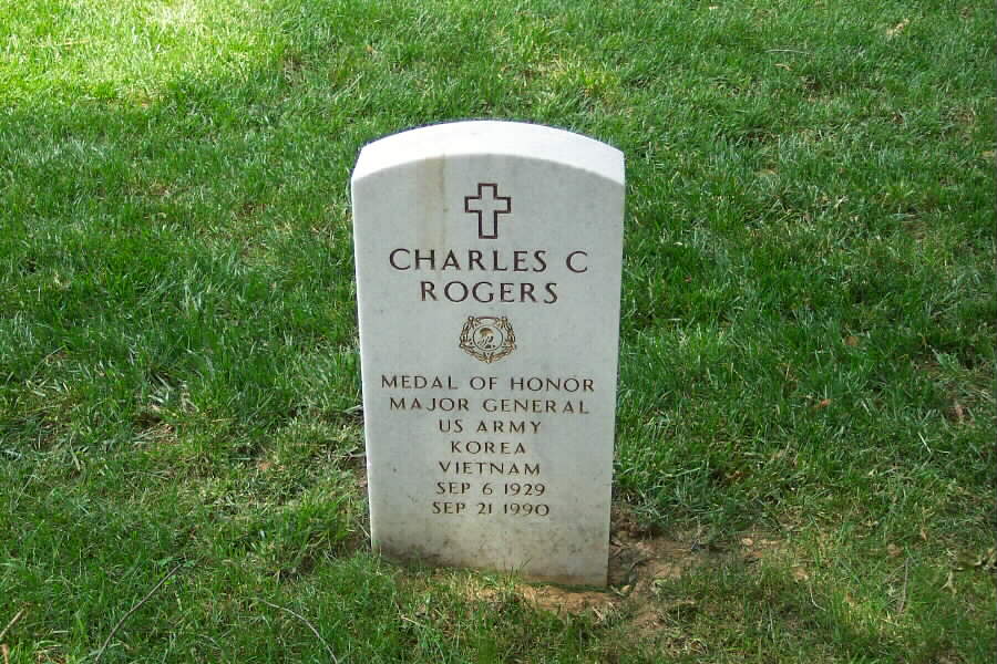 ccrogers-gravesite-7a-062803