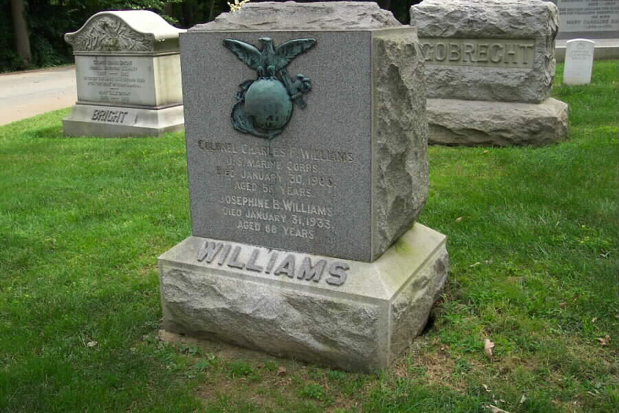 cfwilliams-gravesite-section1-062803