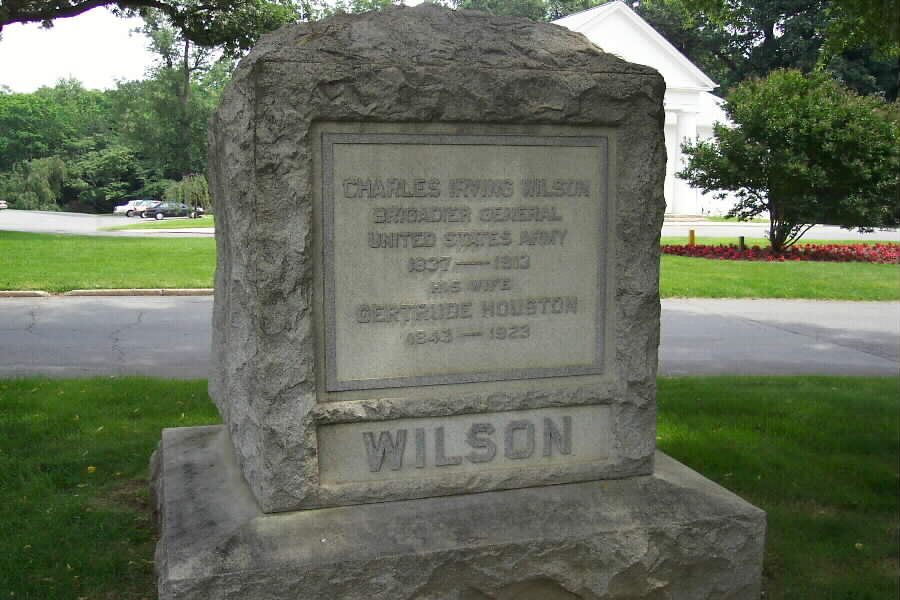 ciwilson-gravesite-section1-062803