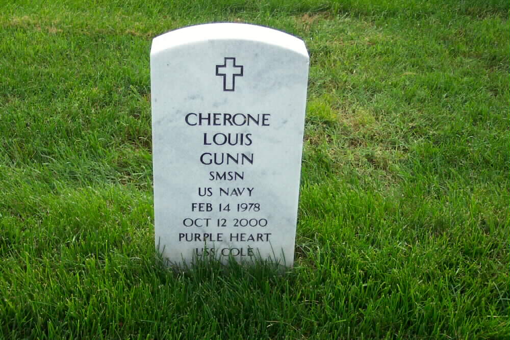 clgunn-gravesite-062703