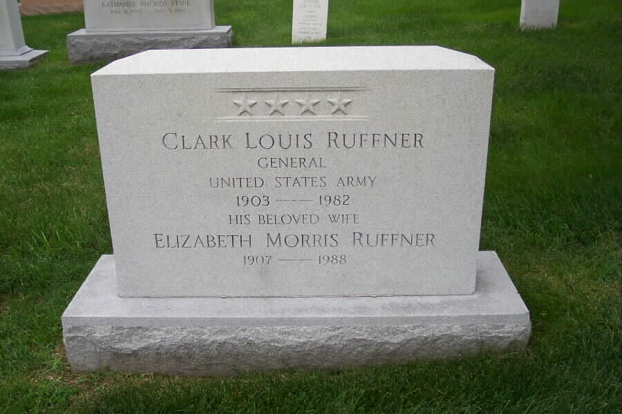 clruffner-gravesite-section30-062803