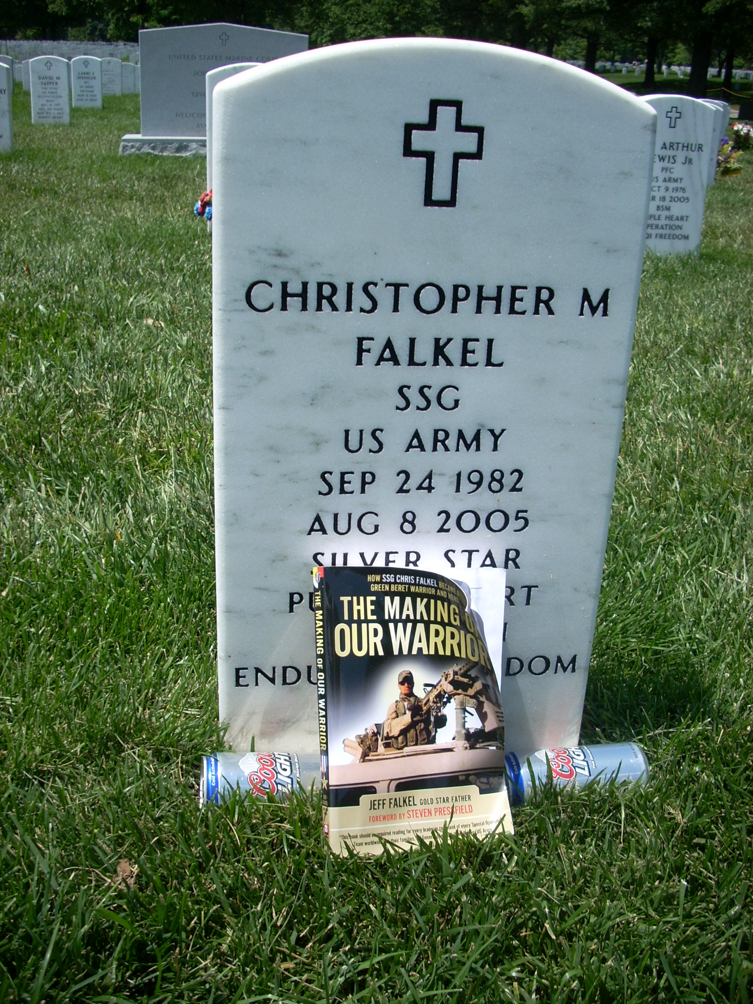cmfalkel-gravesite-photo-may-2009-002
