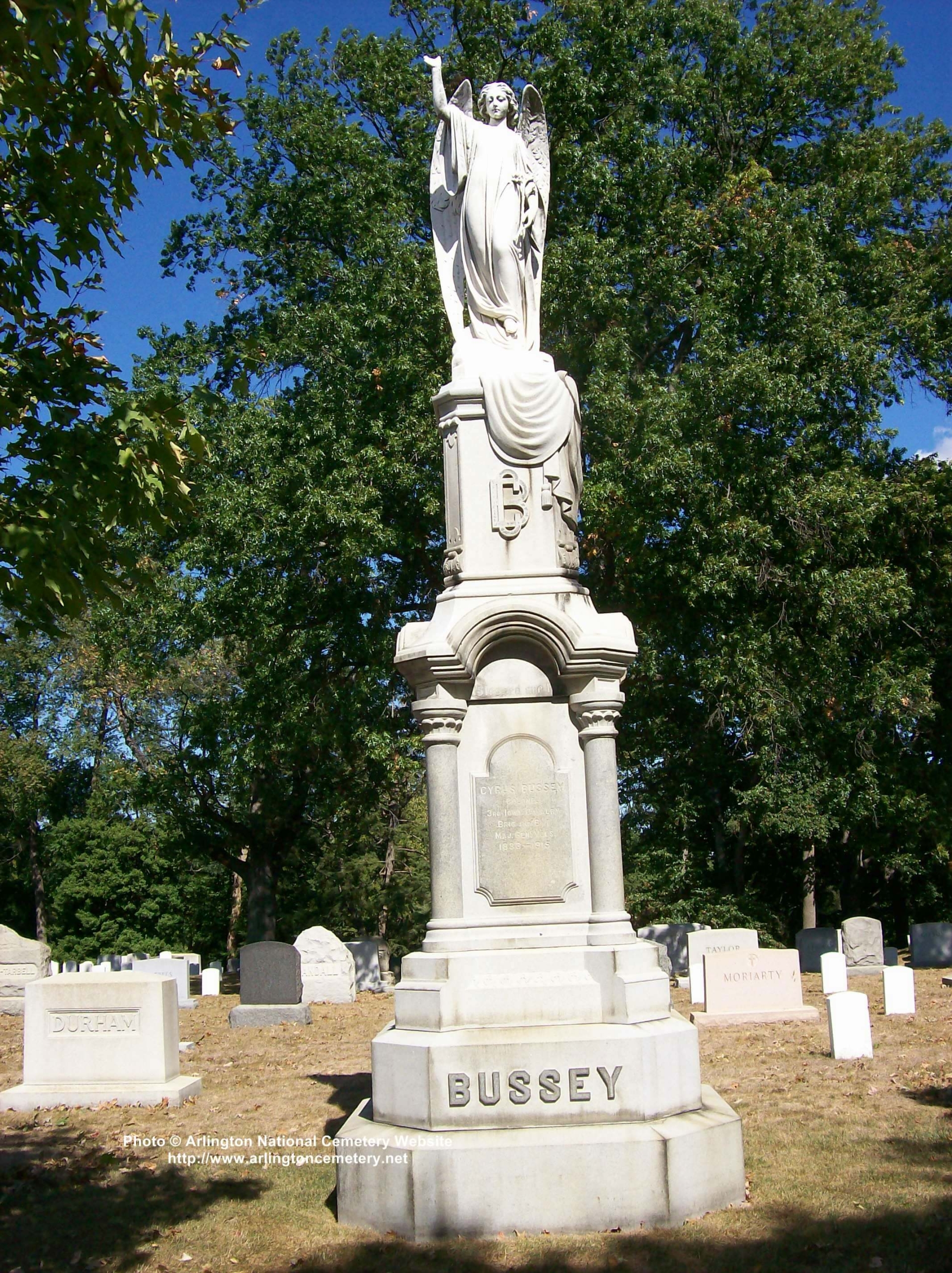 cyrus-bussey-gravesite-photo-october-2007-001