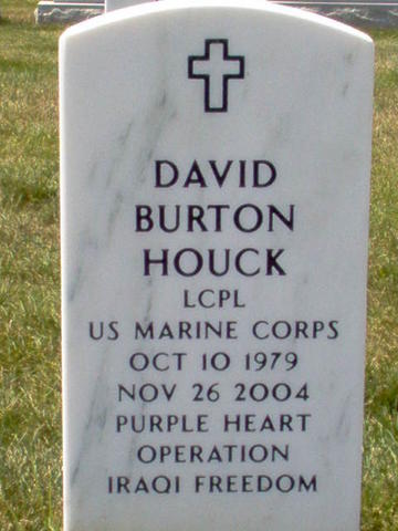 dbhouck-gravesite-photo-082005