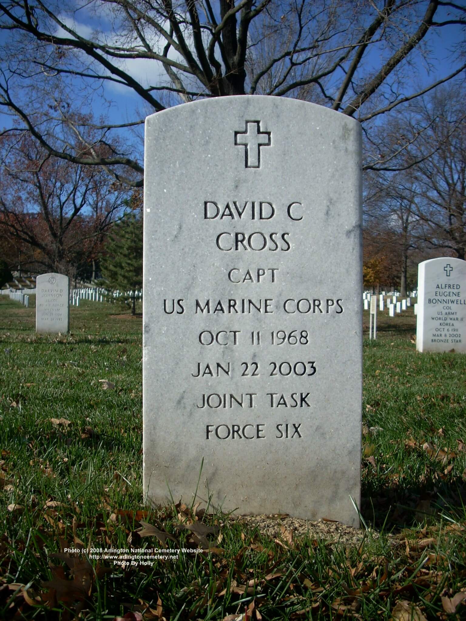 dccross-gravesite-photo-november-2008-003