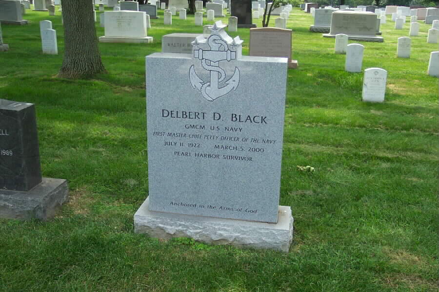 ddblack-gravesite-062803