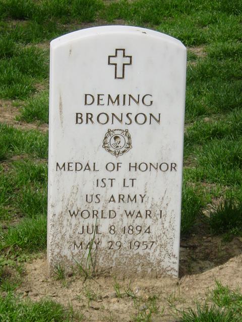 deming-bronson-gravesite-photo-august-2006