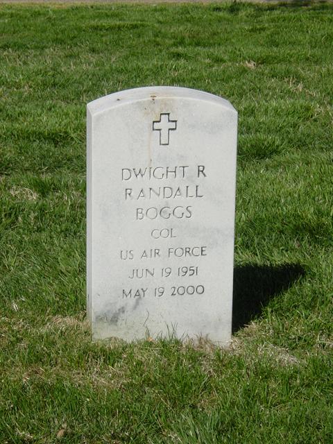 drboggs-gravesite-photo-august-2006