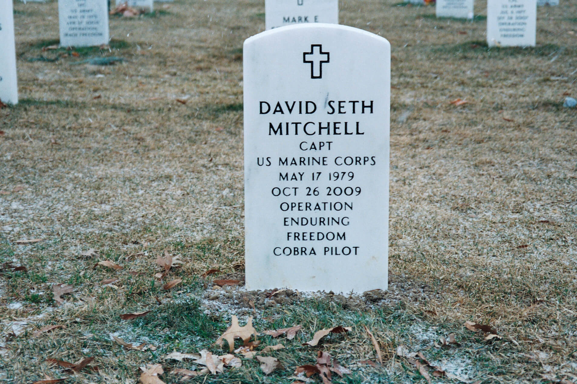 dsmitchell-gravesite-photo-february-2010-002