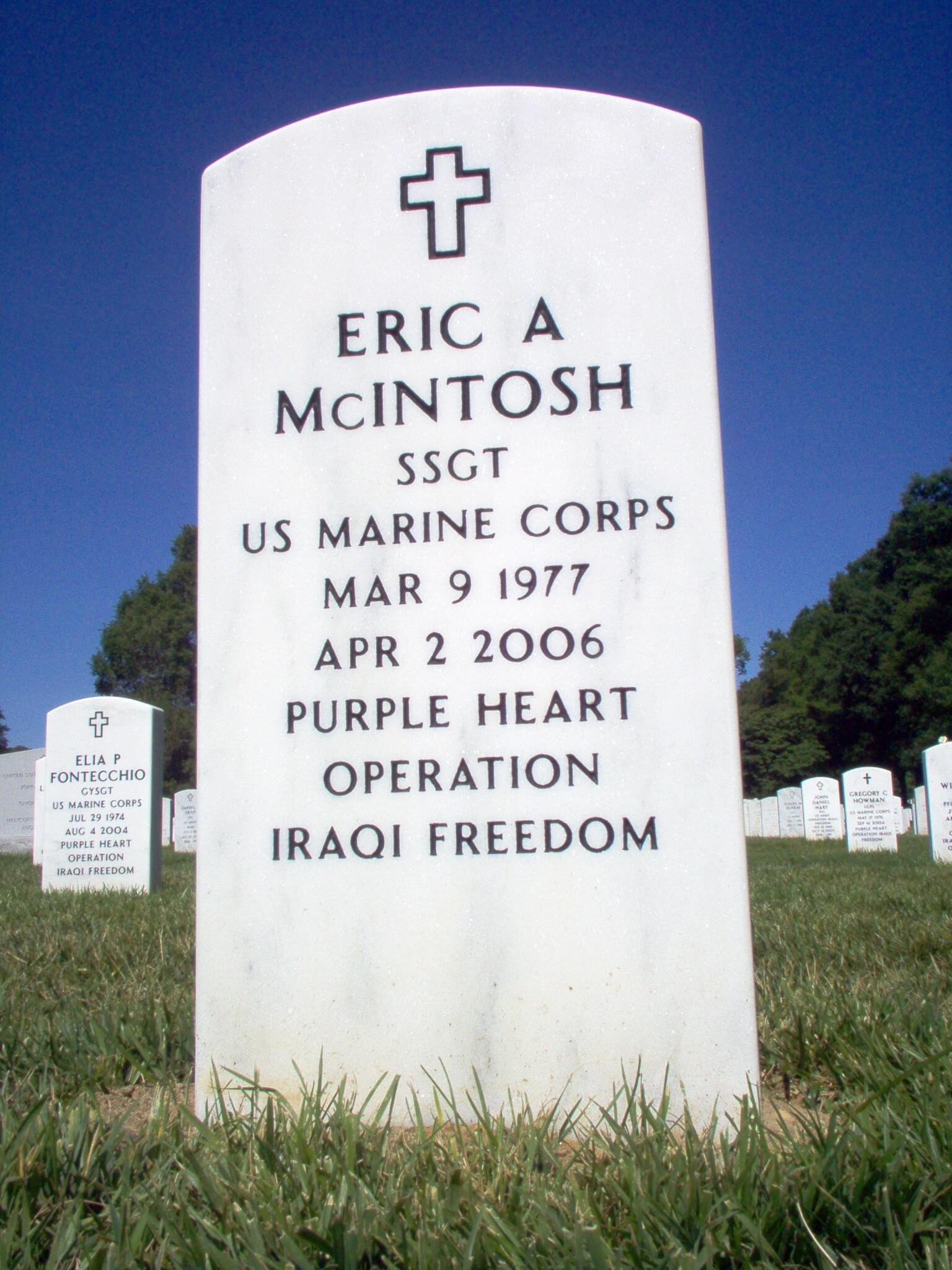 eamcintosh-gravesite-photo-june-2006-001