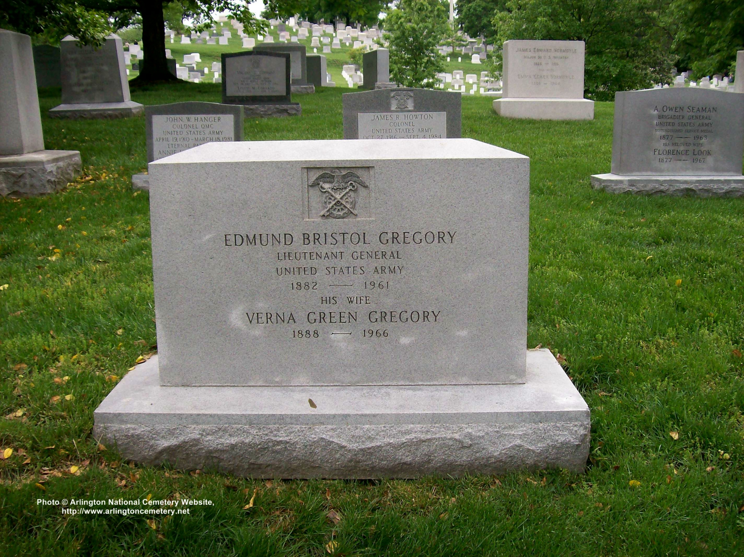 ebgregory-gravesite-photo-may-2008-002