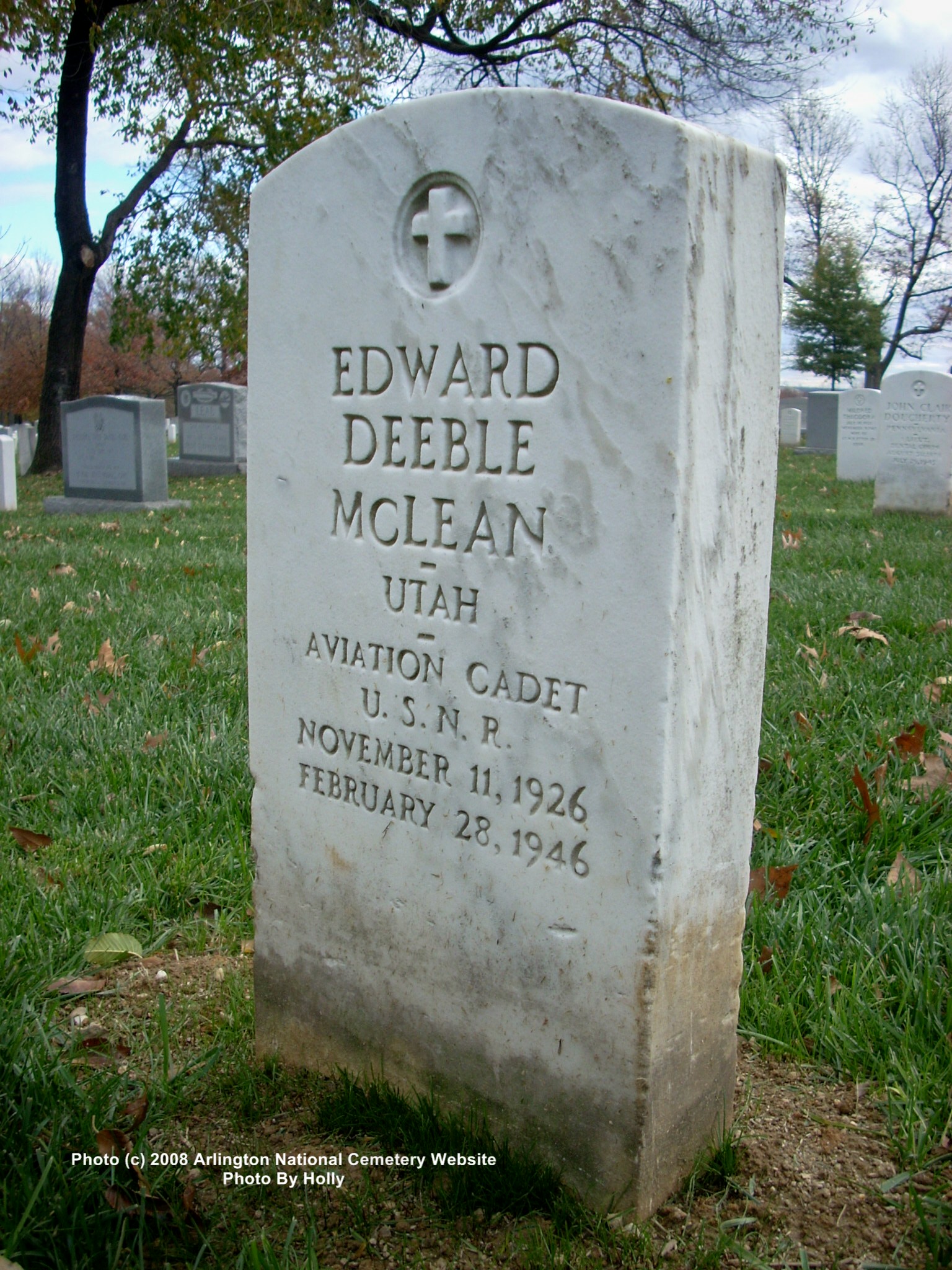 edmclean-gravesite-photo-november-2008-003