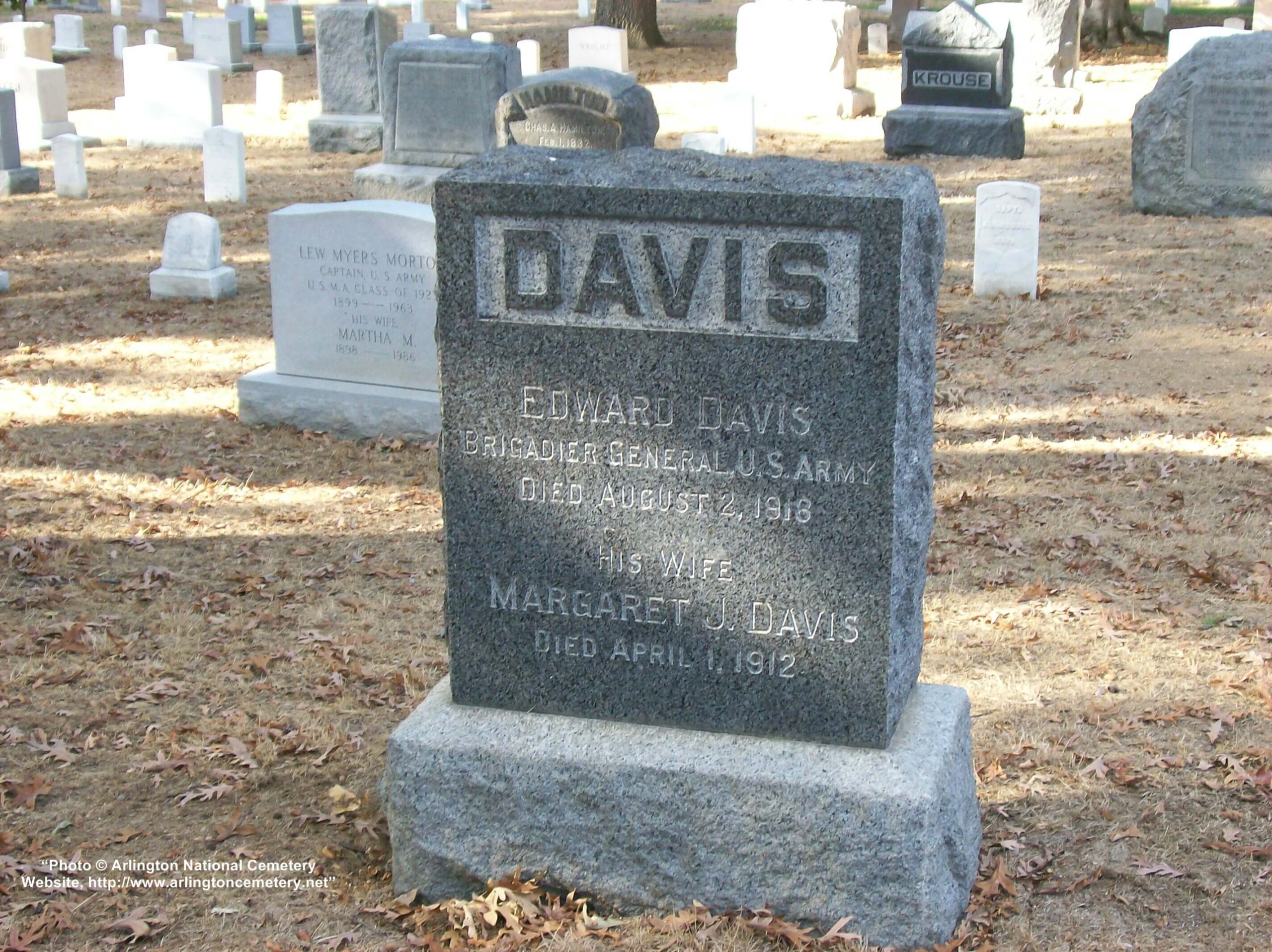 edward-davis-gravesite-photo-october-2007-001