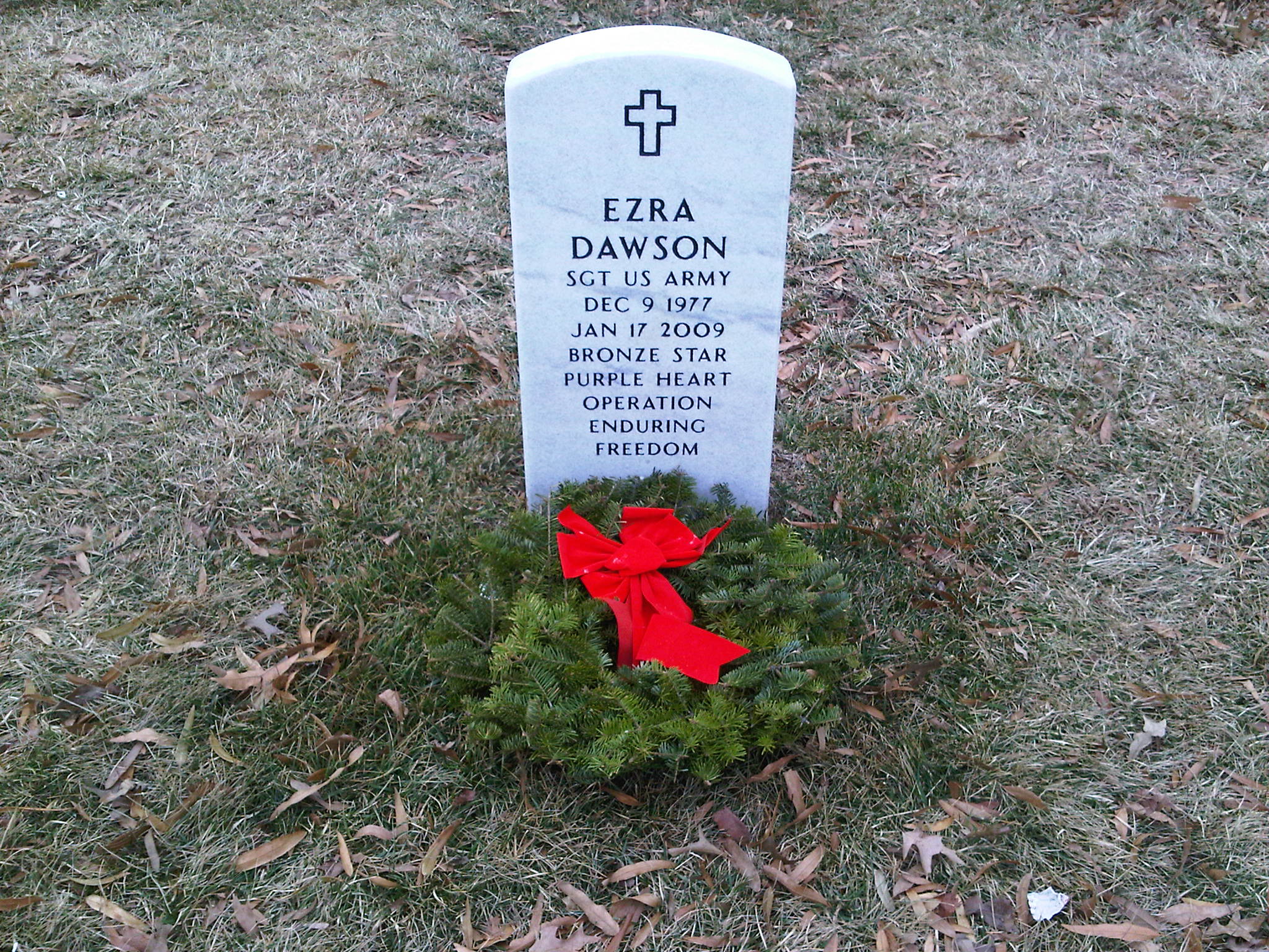 ezra-dawson-gravesite-photo-by-colonel-jack-lechner-january-2011-001