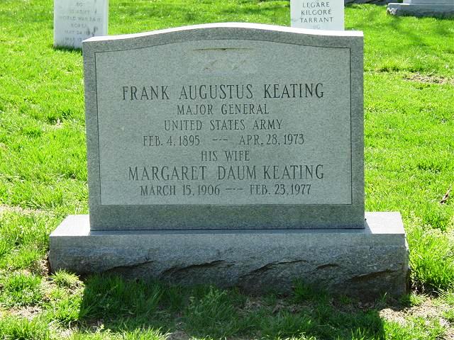 fakeating-gravesite-photo-october-2009-001