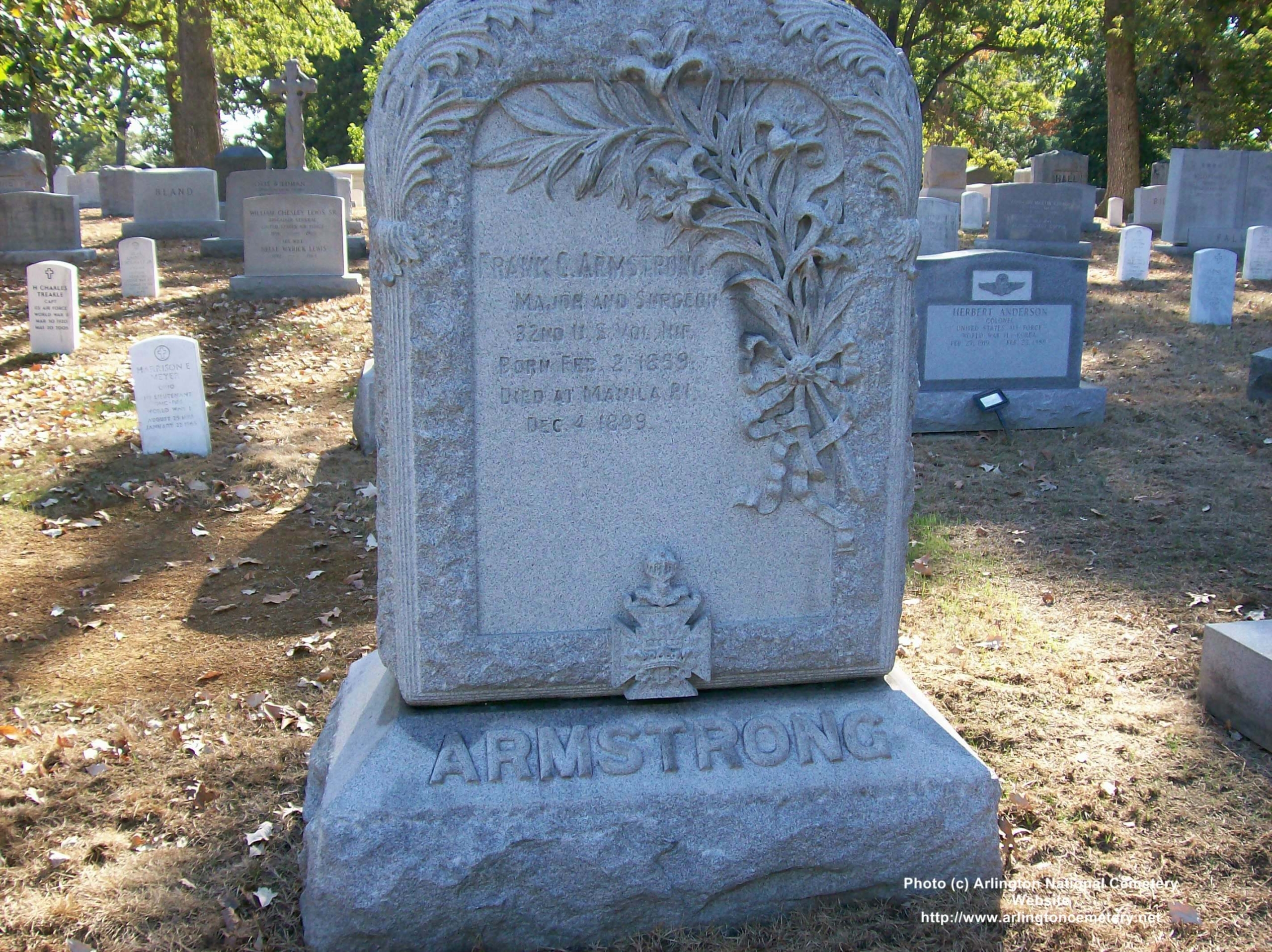 fcarmstrong-gravesite-photo-october-2007-001