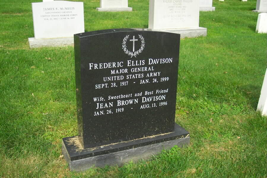fedavison-gravesite-01-062803