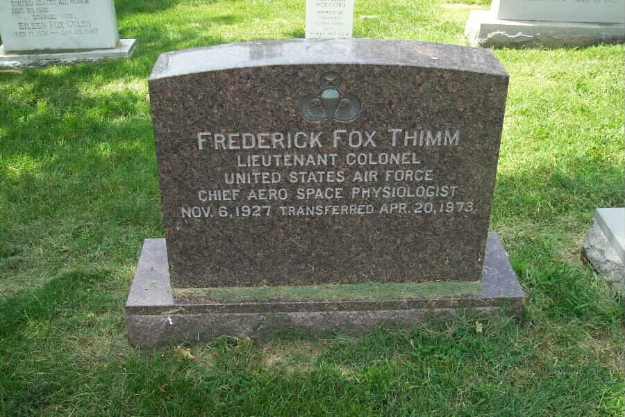 ffthimm-gravesite-01-section3-062803