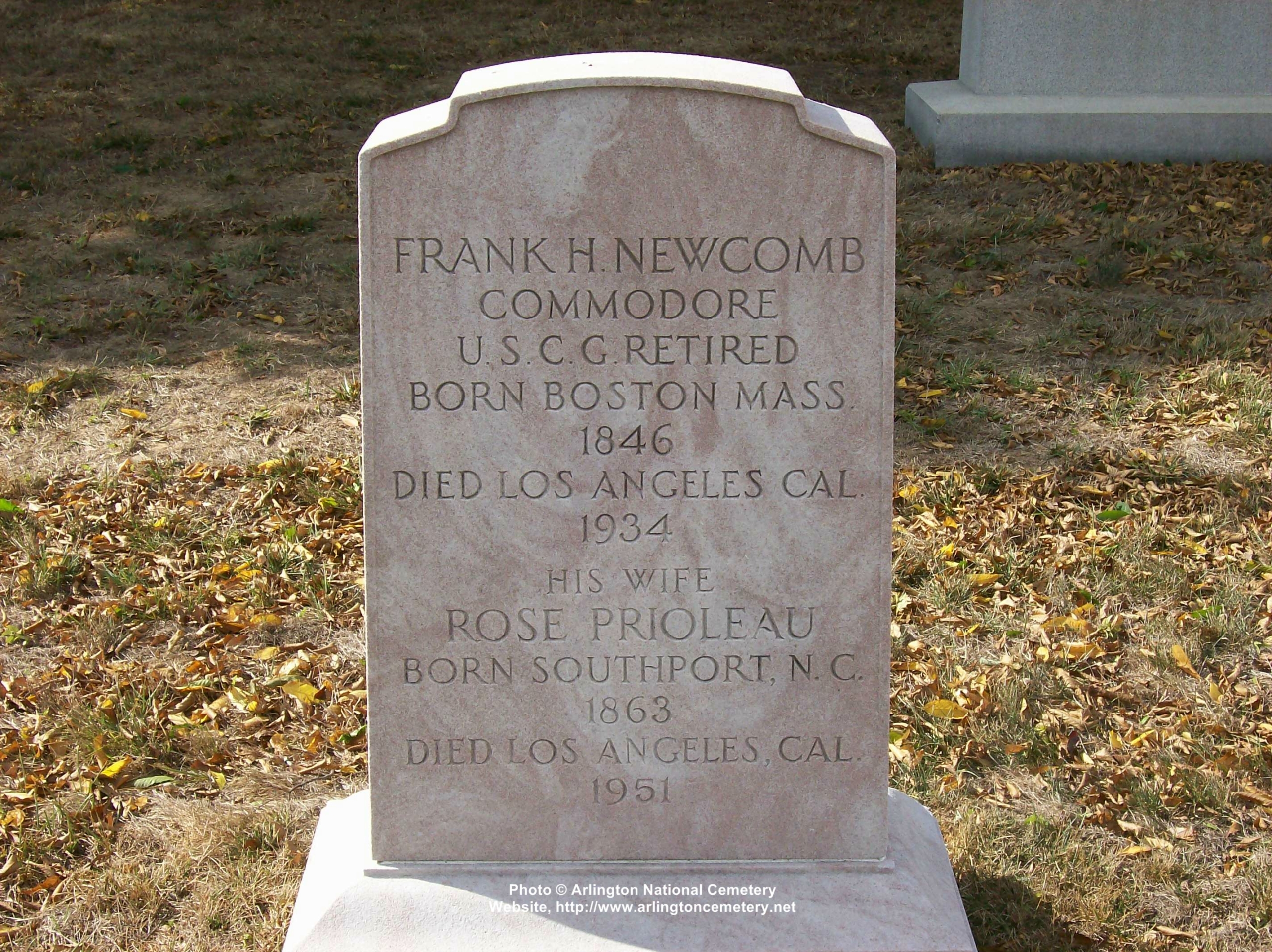fhnewcomb-gravesite-photo-october-2007-001