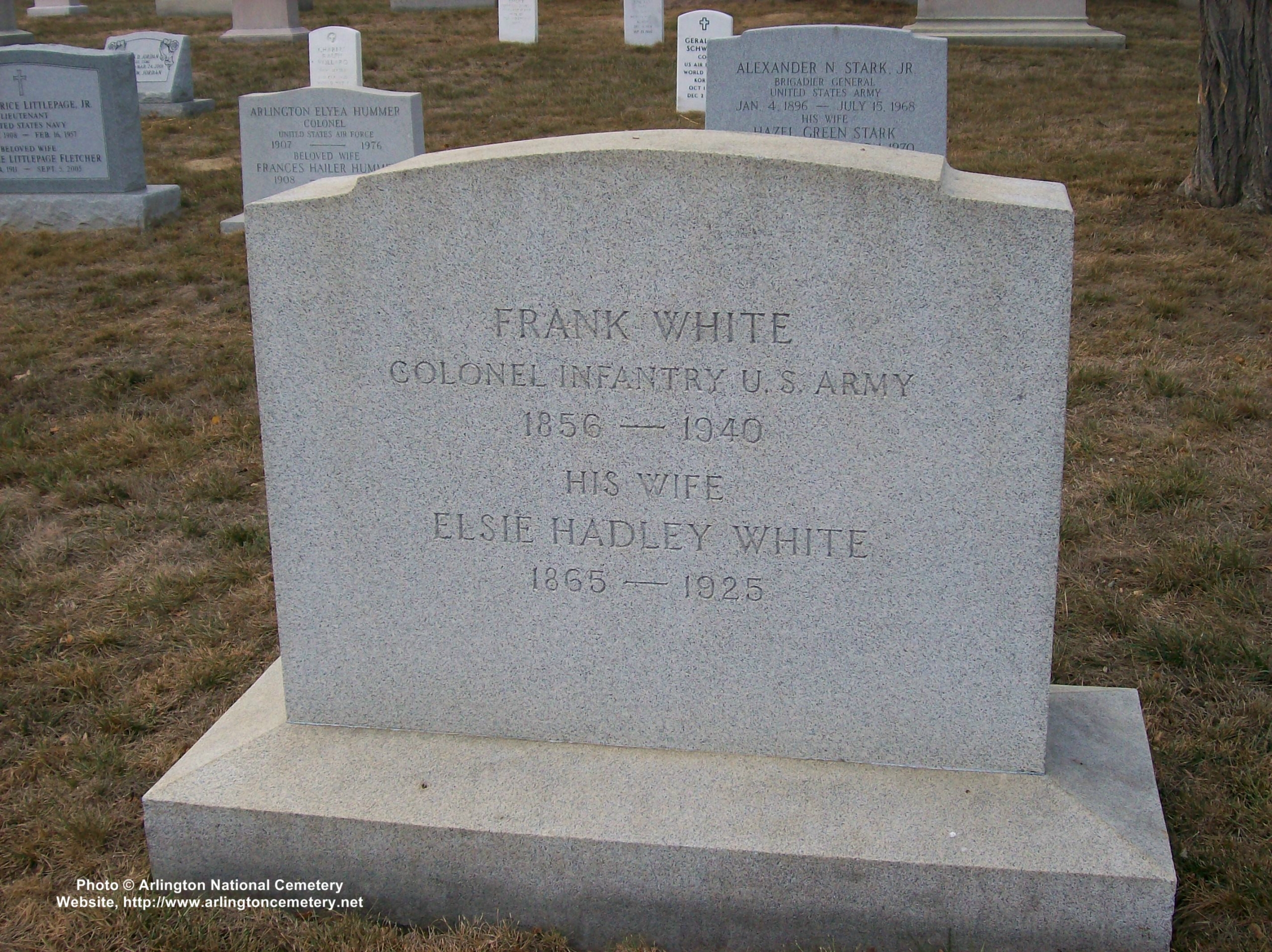 frank-white-gravesite-photo-october-2007-001
