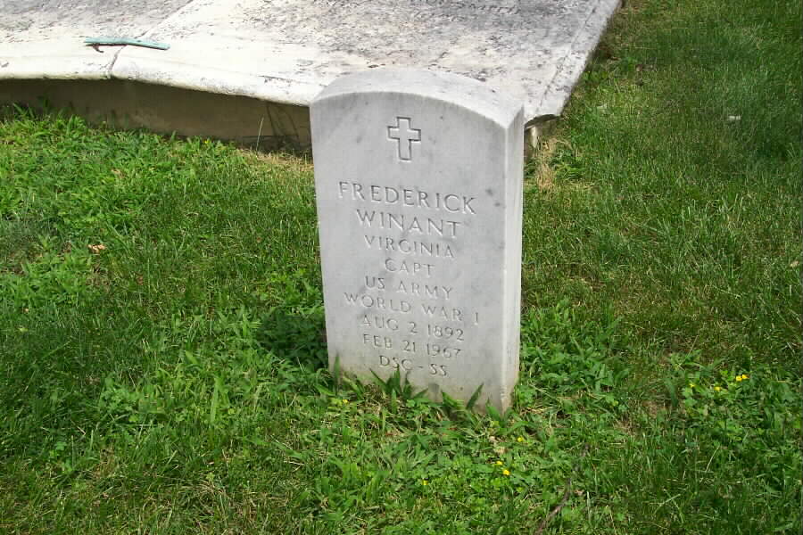 frederick-winant-gravesite-section1-062803