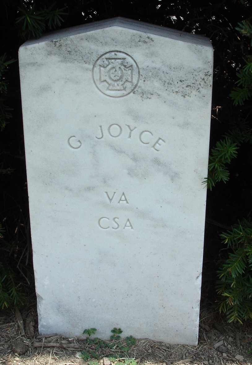 g-joyce-gravesite-photo-july-2006-002