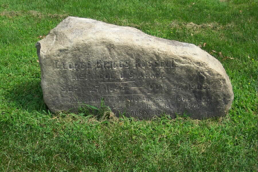 gbrussell-gravesite-section1-062803