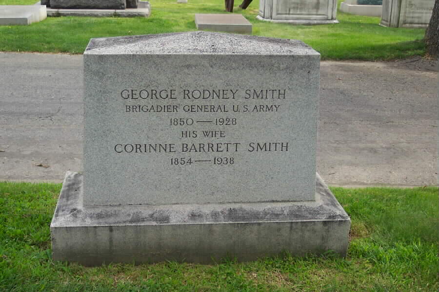 grsmith-gravesite-section1-062803