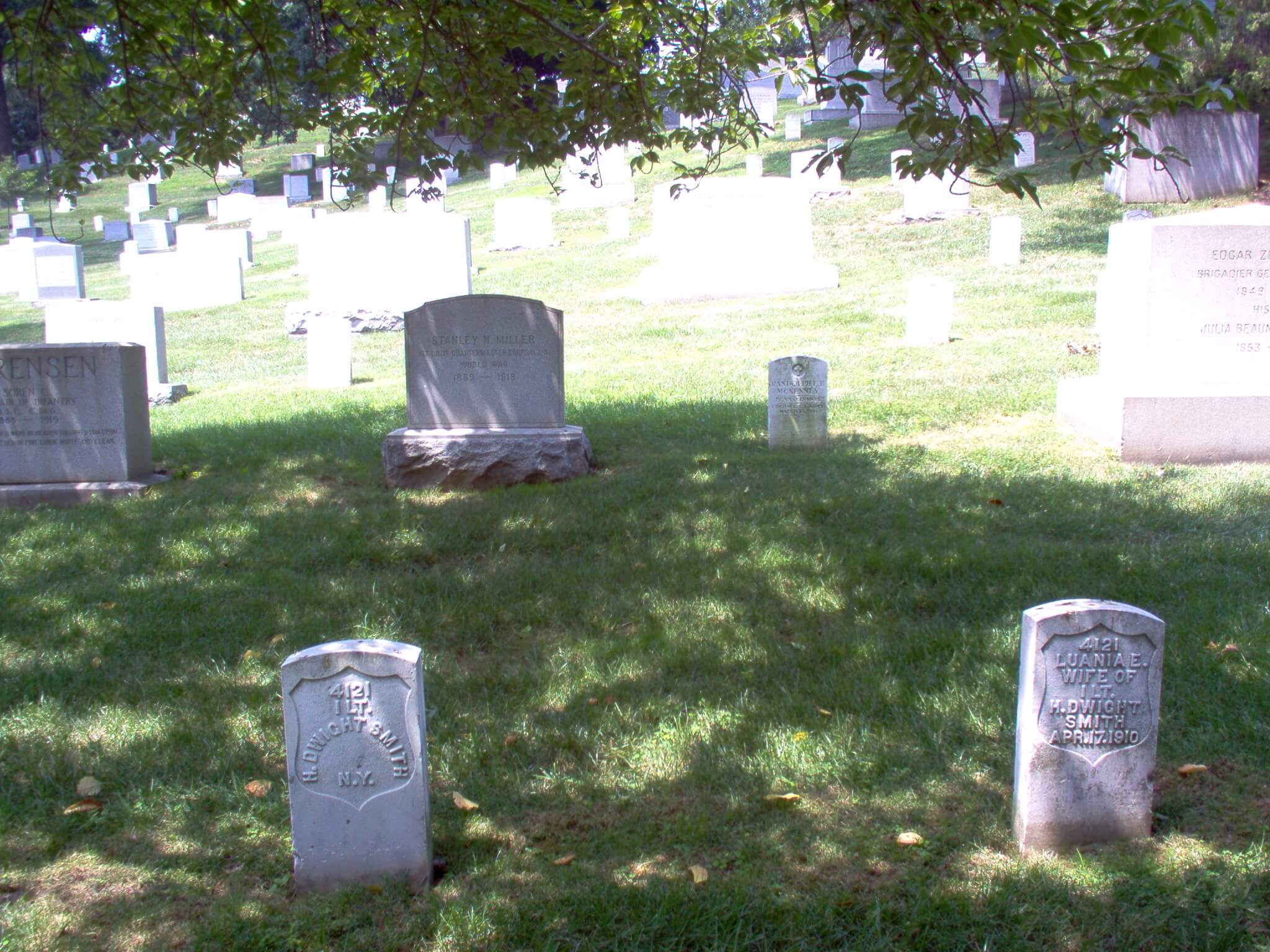 hdsmith-gravesite-photo-july-2006-002