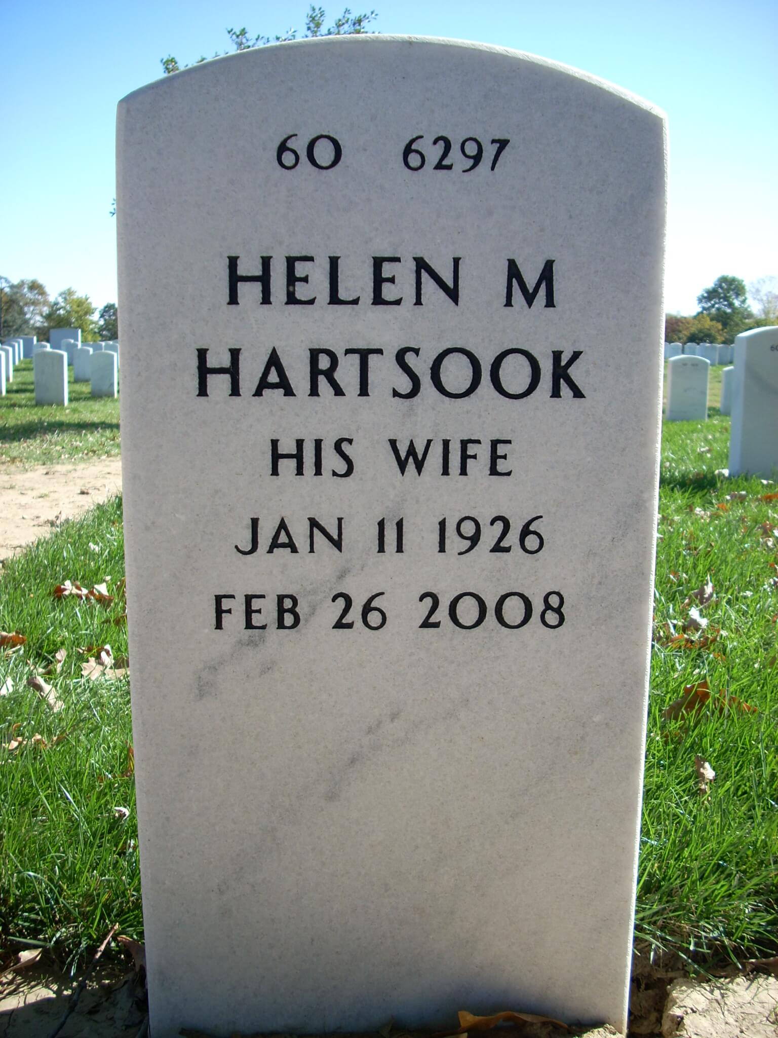 helen-m-hartsook-gravesite-photo-october-2008-001