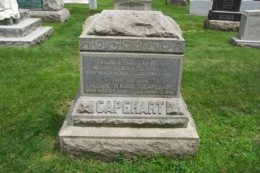 henry-capehart-gravesite-section1-062803