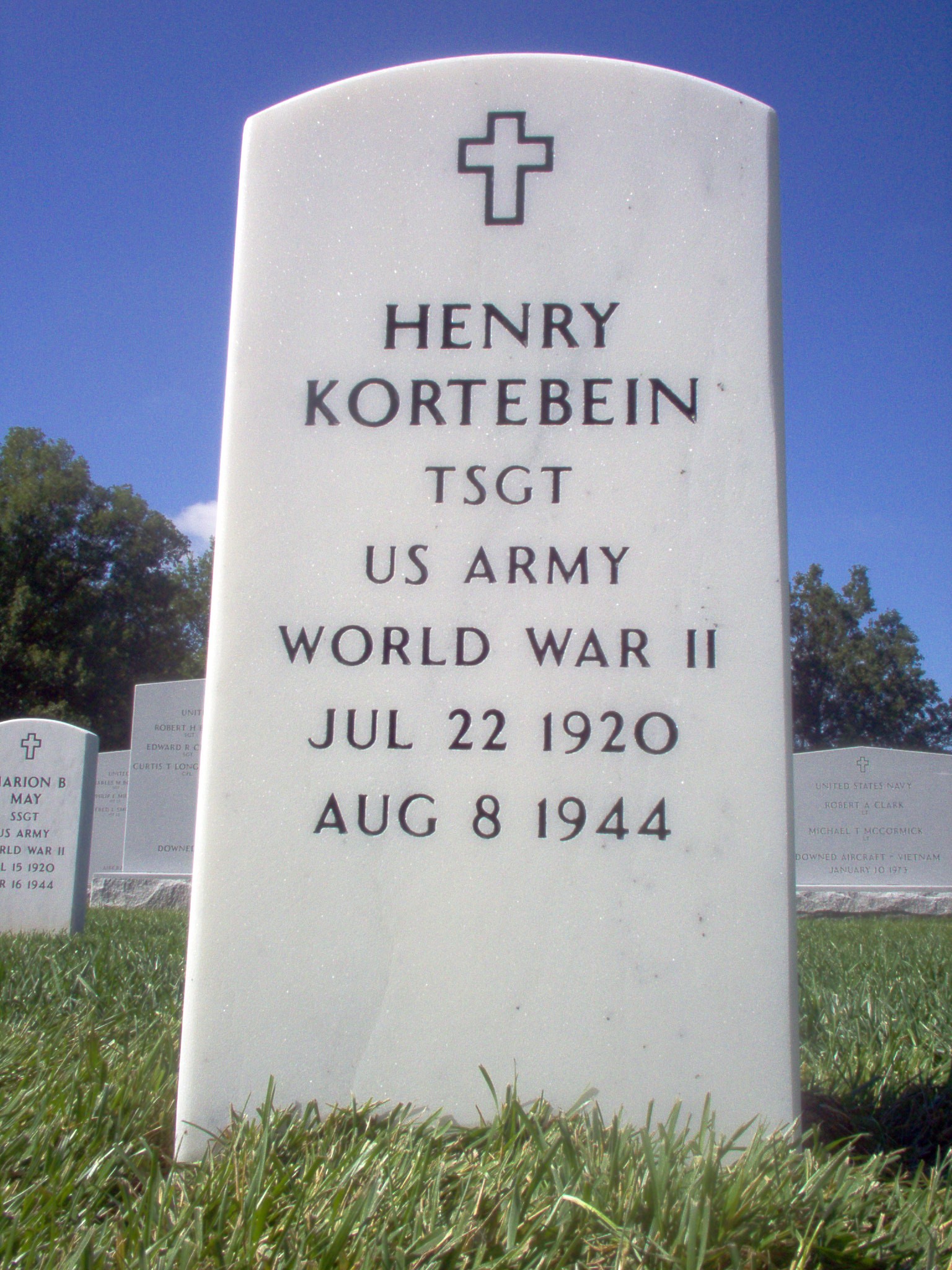 henry-kortebein-gravesite-photo-october-2006-001