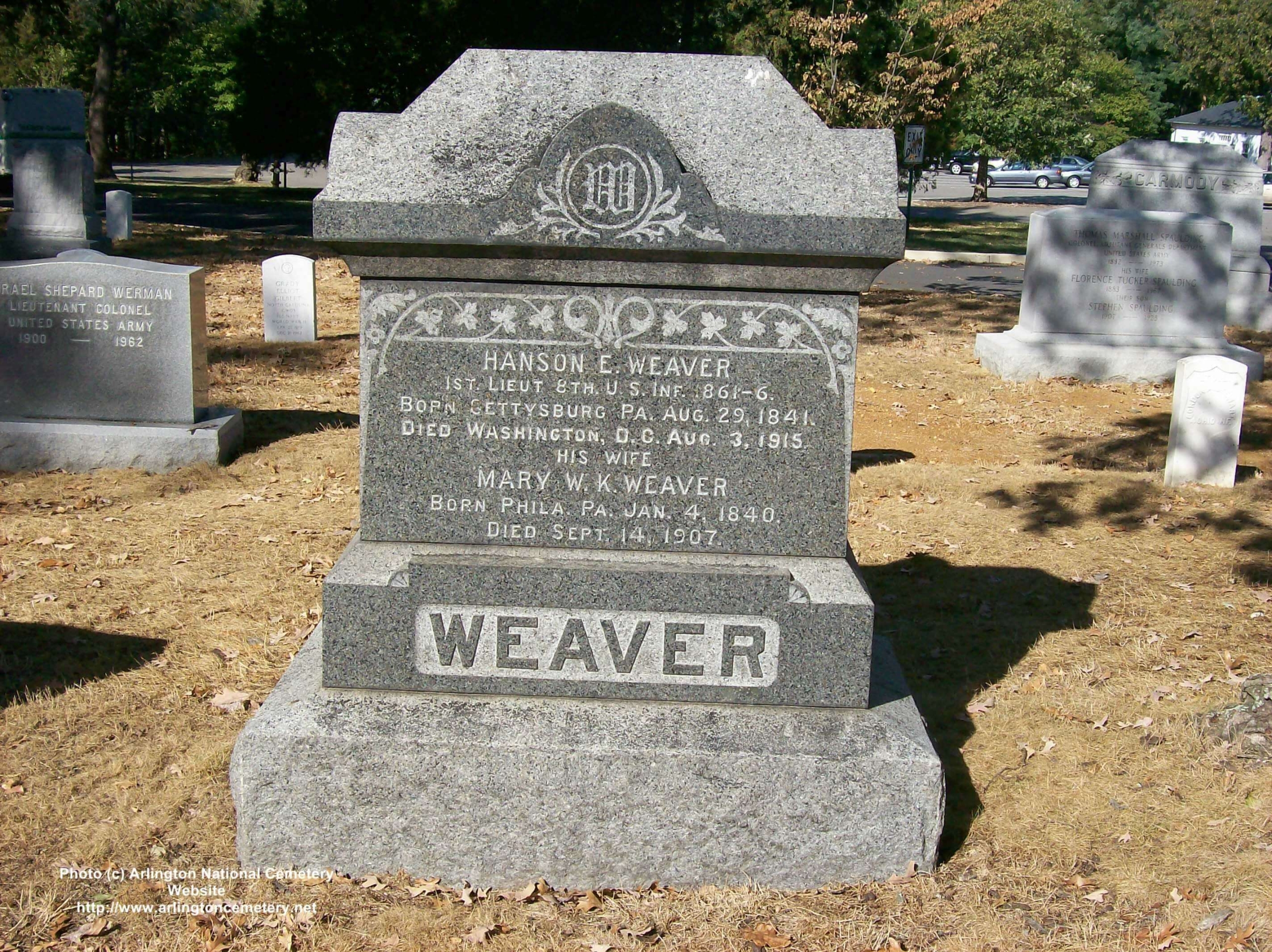 heweaver-gravesite-photo-october-2007-001