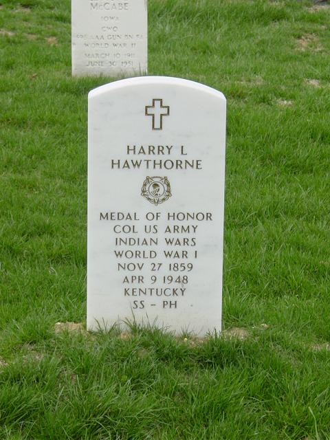 hlhawthorne-gravesite-photo-august-2006