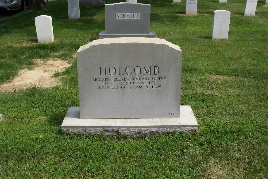 holcomb-gravesite-062803