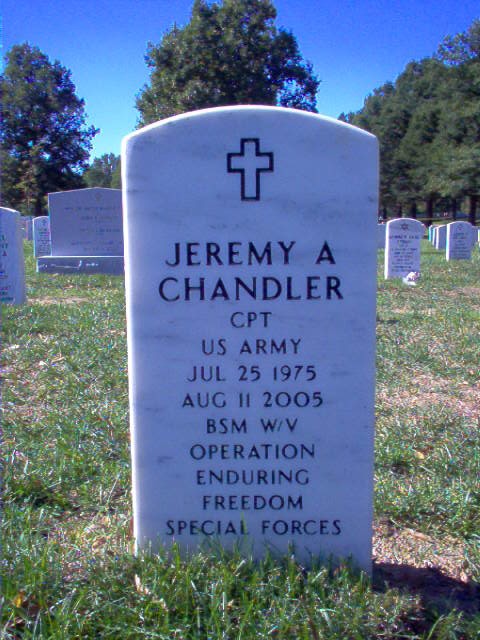 jachandler-gravesite-photo-102005