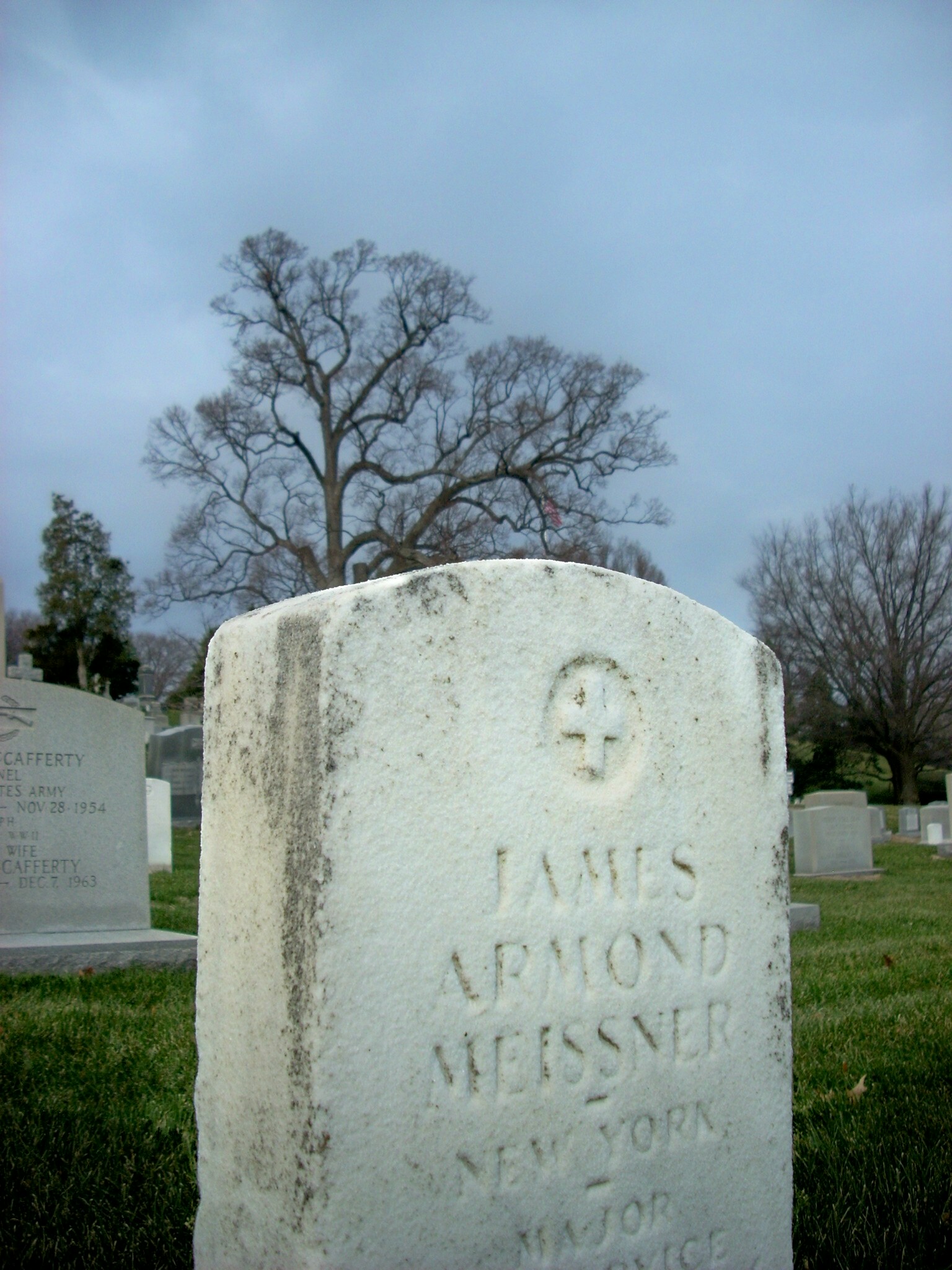 jameissner-gravesite-photo-january-2009-005