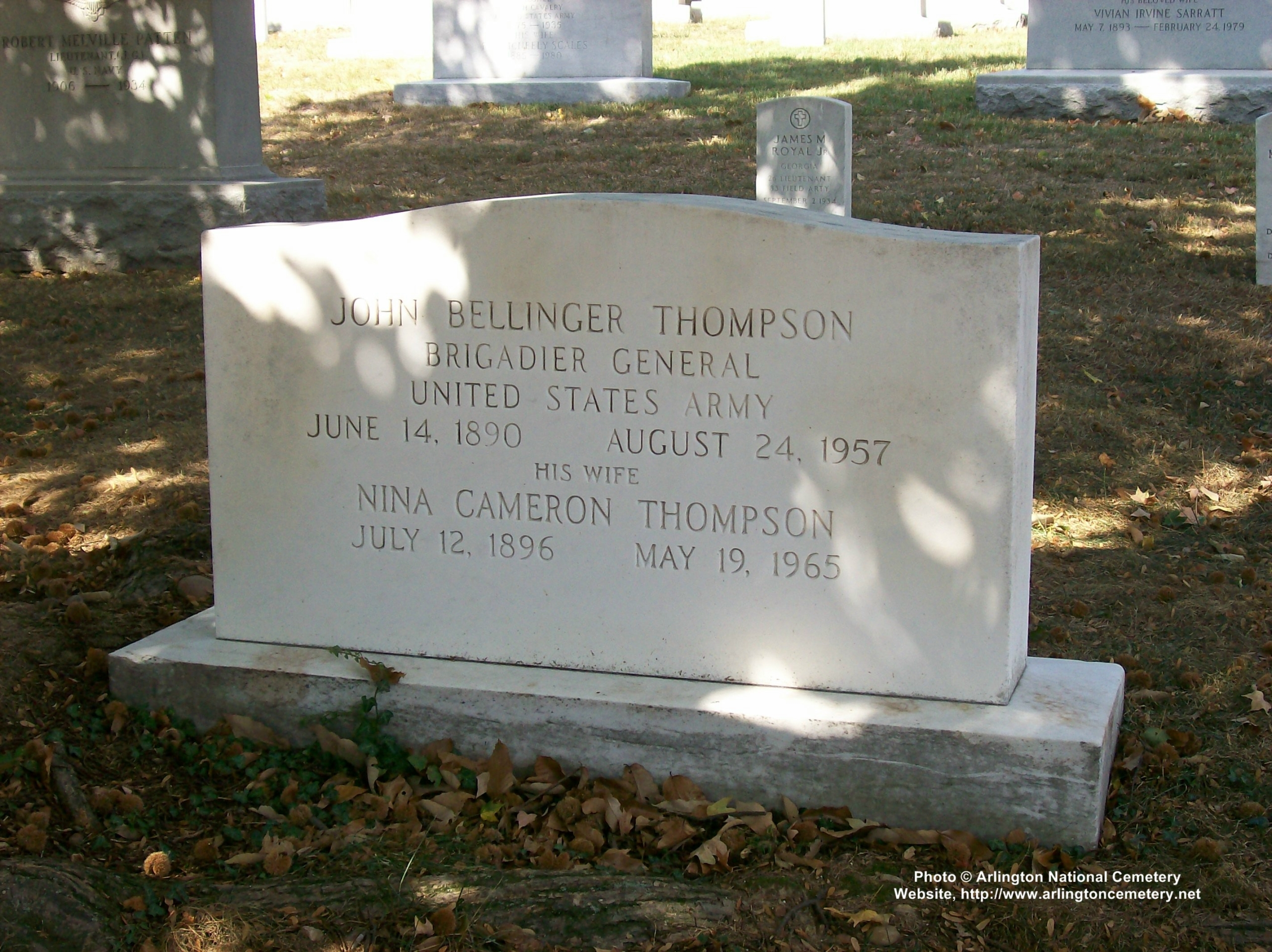 jbthompson-gravesite-photo-october-2007-001