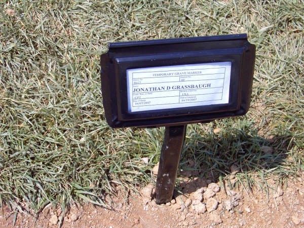 jdgrassbaugh-gravesite-photo-april-2007-001