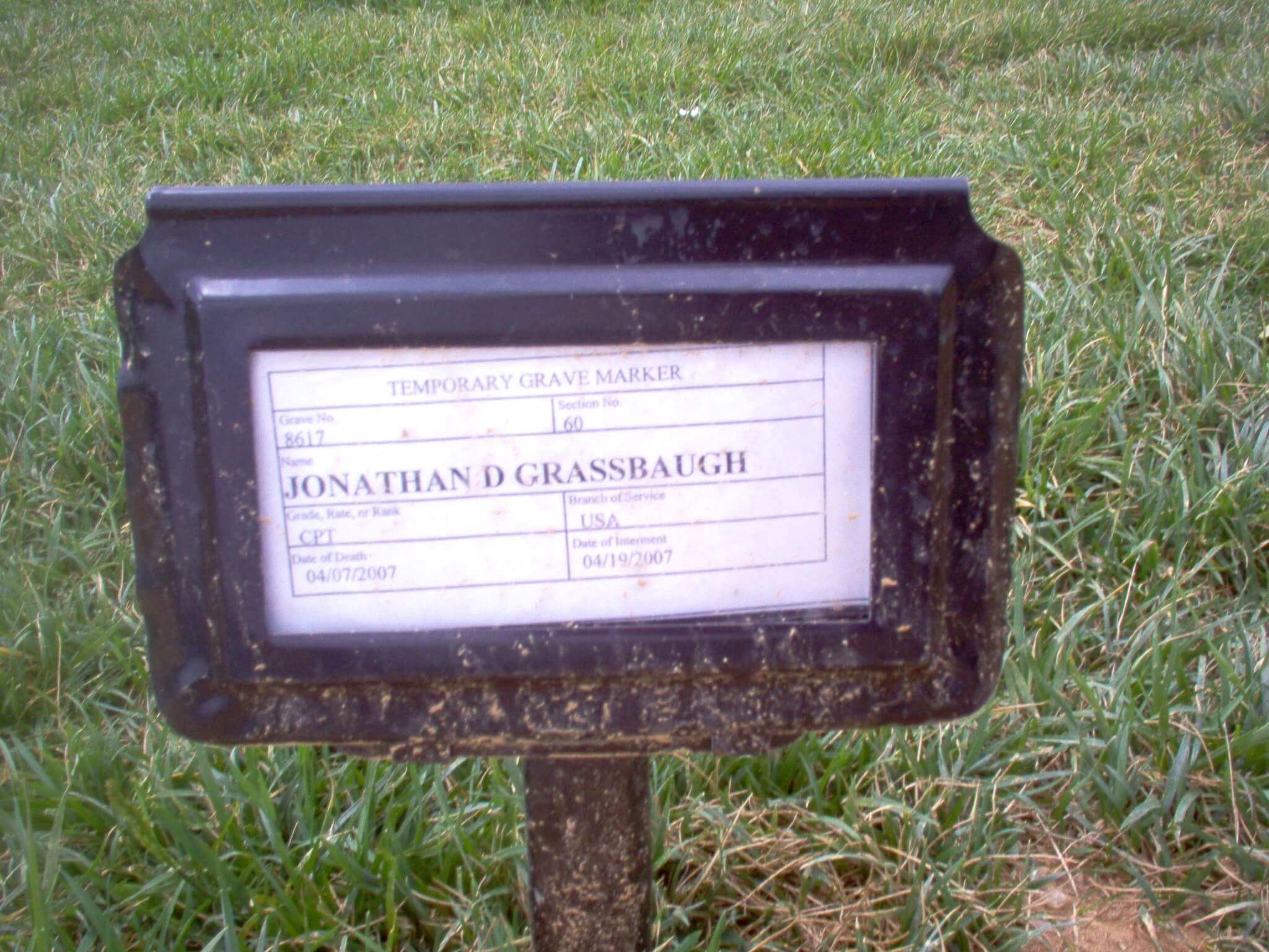 jdgrassbaugh-gravesite-photo-may-2007-001
