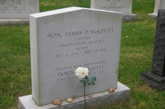 jdmckevitt-gravesite-01-section7-062703
