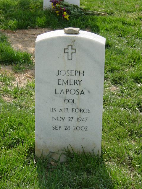jelaposa-gravesite-photo-august-2006
