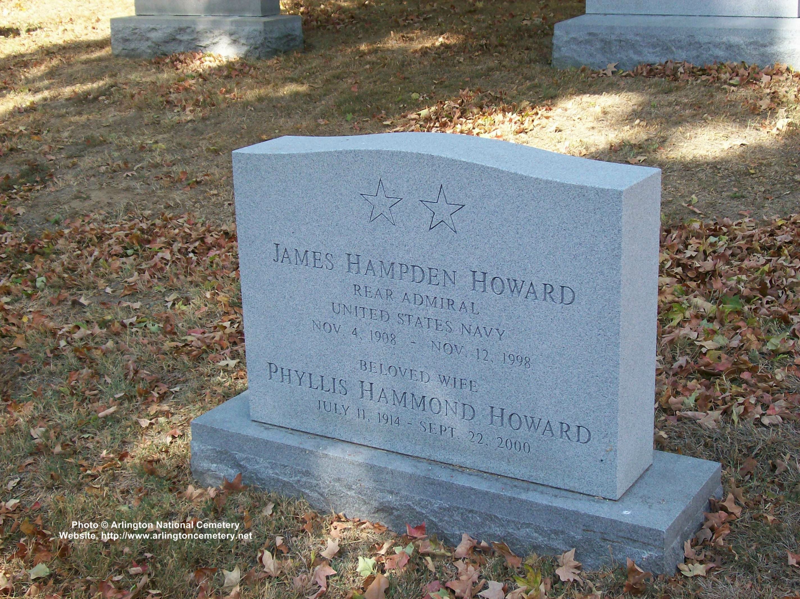 jhhoward-gravesite-photo-october-2007-001